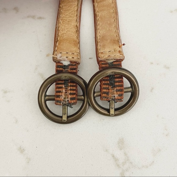 Frye Grace T Strap Leather Heeled Sandals - Picture 6 of 13